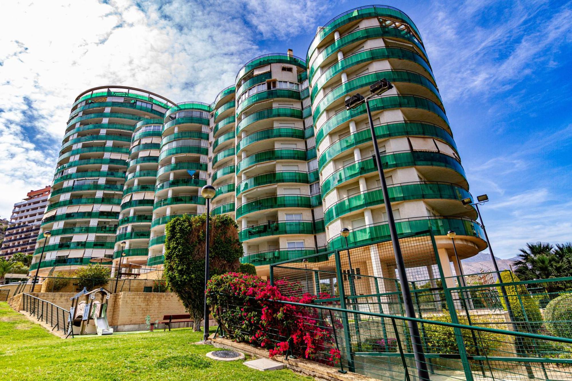 Apartment Vilapark With Pool, Free Parking, Terrace, Beach Benidorm Exterior foto